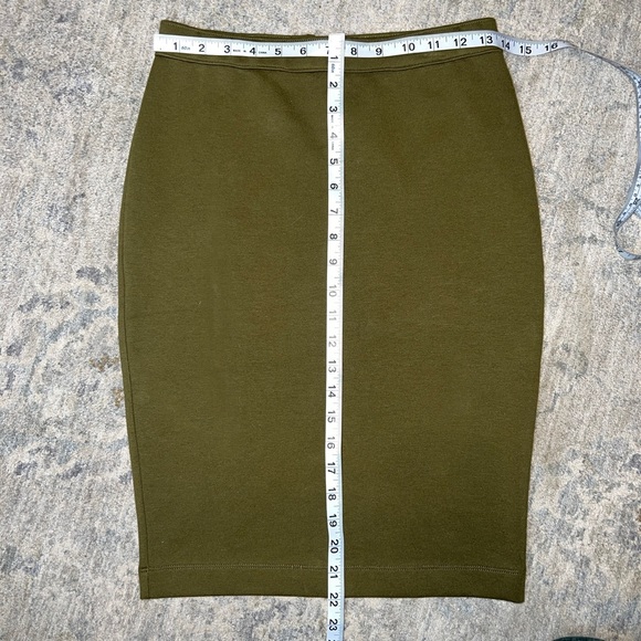 NWT Abercrombie and Fitch Midi Skirt - Picture 3 of 7